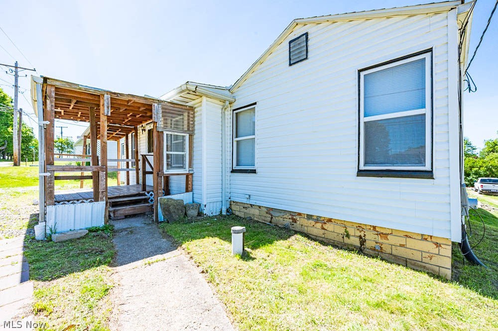 323 Steubenville Road SE Carrollton OH 44615