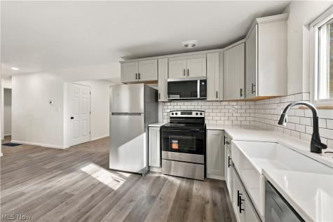 2205 Alden Avenue NW Massillon OH 44647