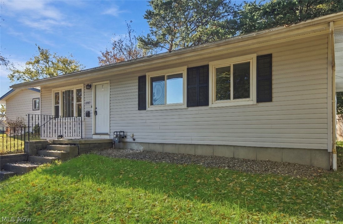 2205 Alden Avenue NW Massillon OH 44647