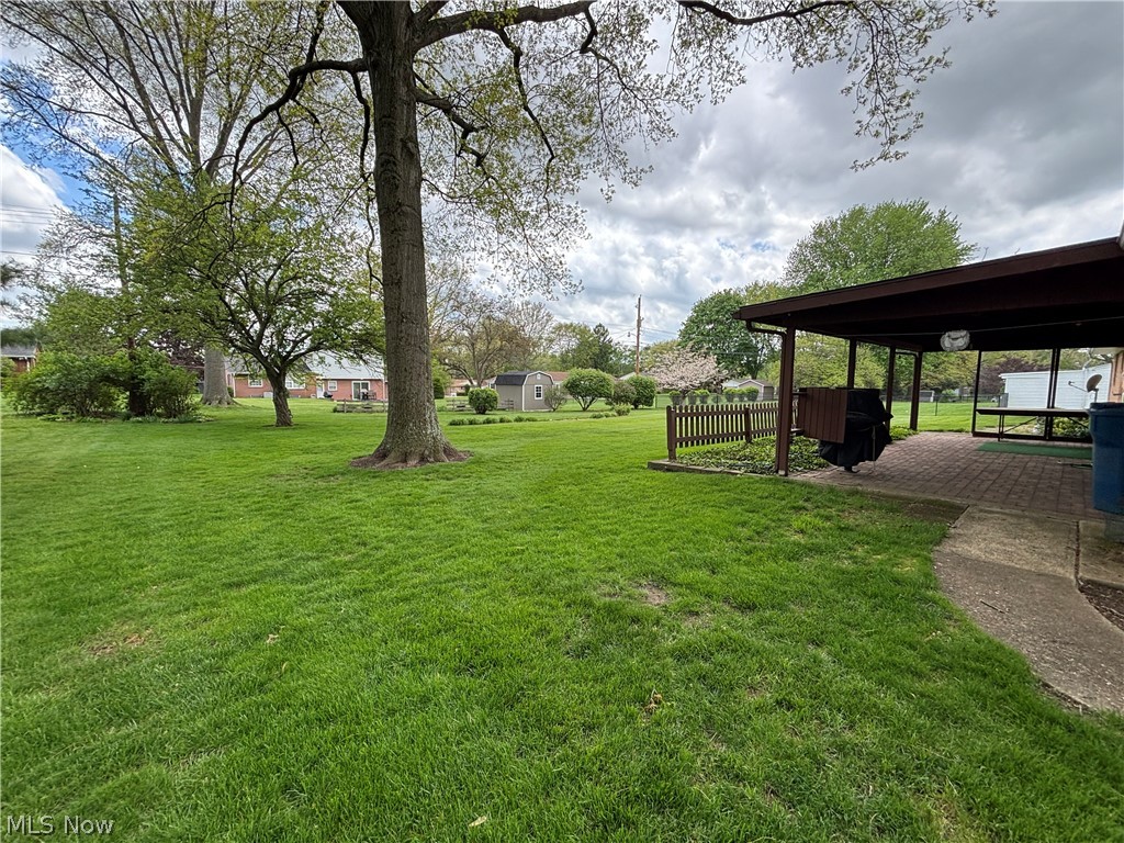 2552 Applegrove Street NW North Canton OH 44720