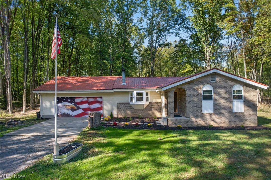 10533 Jones Road Diamond OH 44412
