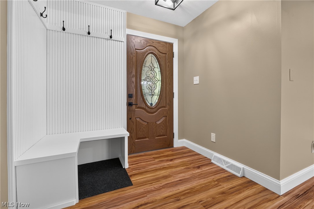 10533 Jones Road Diamond OH 44412