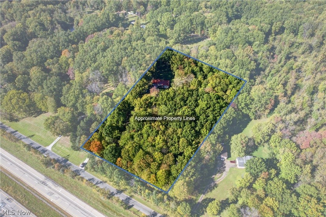 10533 Jones Road Diamond OH 44412