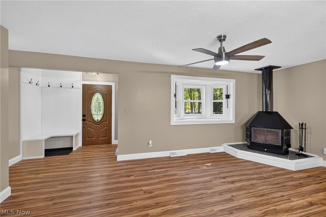 10533 Jones Road Diamond OH 44412