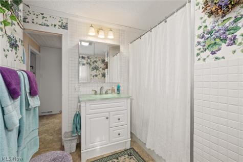 127 E Main Street New London OH 44851