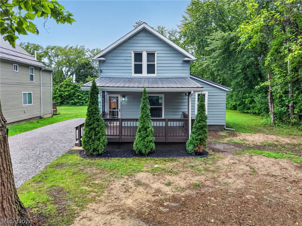 1727 E 49th Street Ashtabula OH 44004