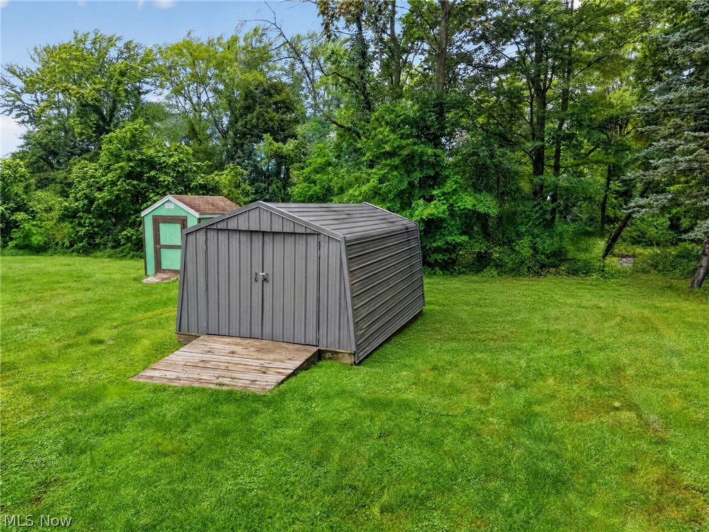 1727 E 49th Street Ashtabula OH 44004