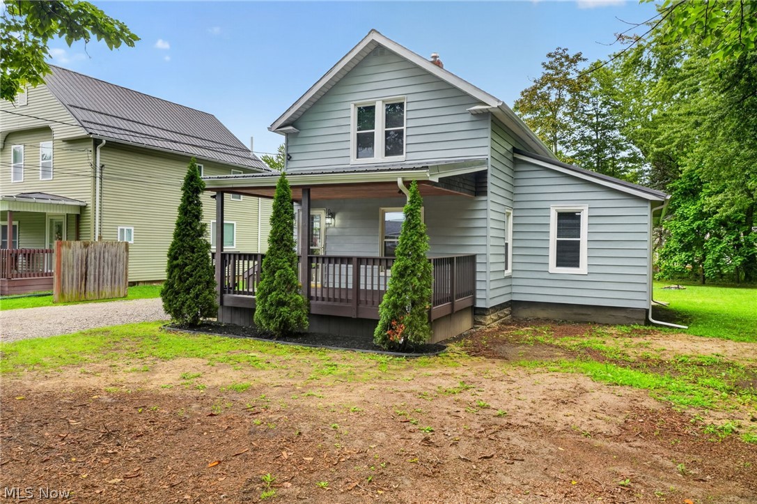 1727 E 49th Street Ashtabula OH 44004