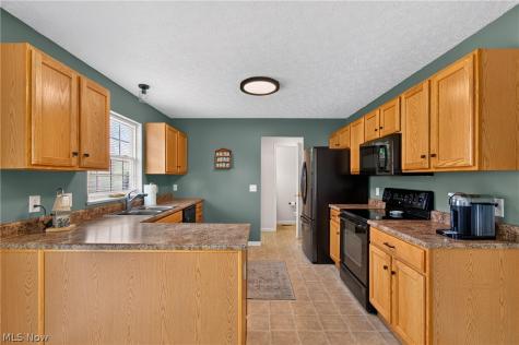 1938 Northgate Circle Akron OH 44320
