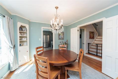 21581 Kenwood Avenue Rocky River OH 44116