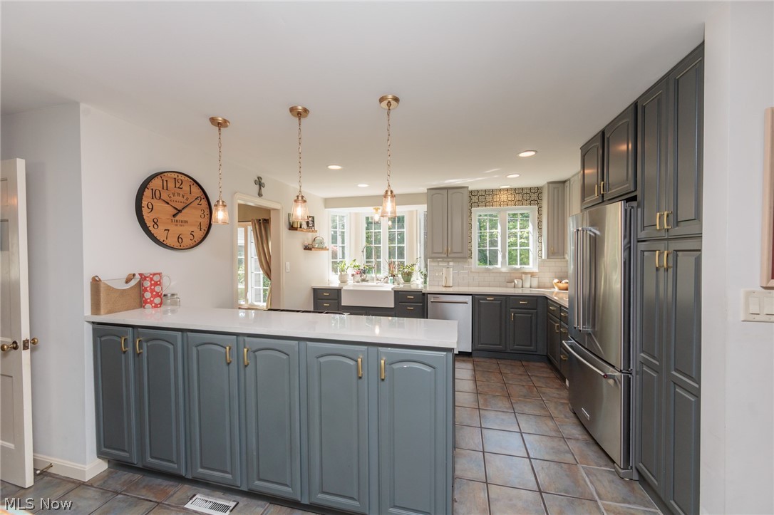 21581 Kenwood Avenue Rocky River OH 44116