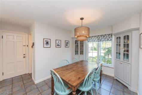 21581 Kenwood Avenue Rocky River OH 44116