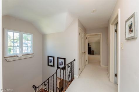 21581 Kenwood Avenue Rocky River OH 44116