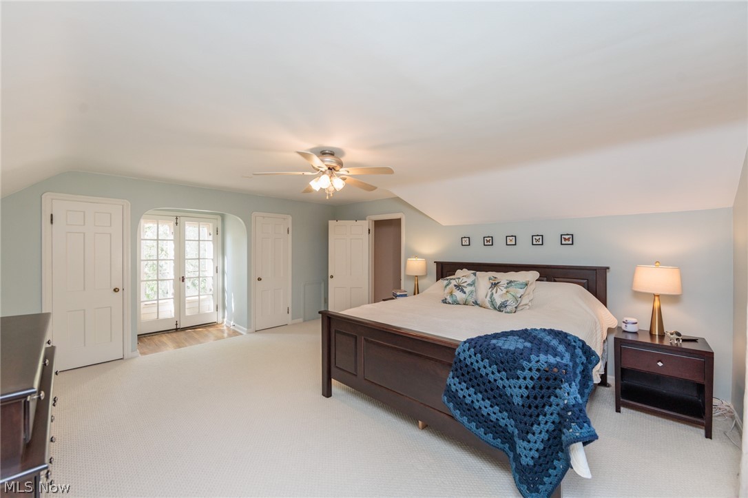 21581 Kenwood Avenue Rocky River OH 44116