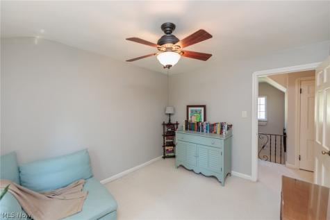 21581 Kenwood Avenue Rocky River OH 44116