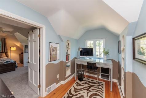 21581 Kenwood Avenue Rocky River OH 44116