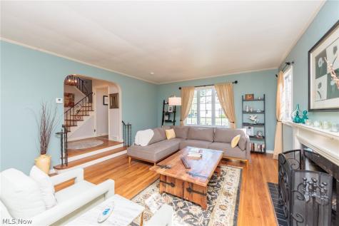 21581 Kenwood Avenue Rocky River OH 44116