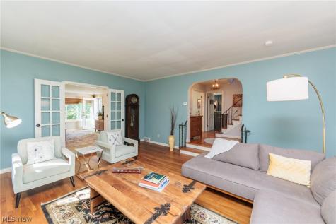21581 Kenwood Avenue Rocky River OH 44116