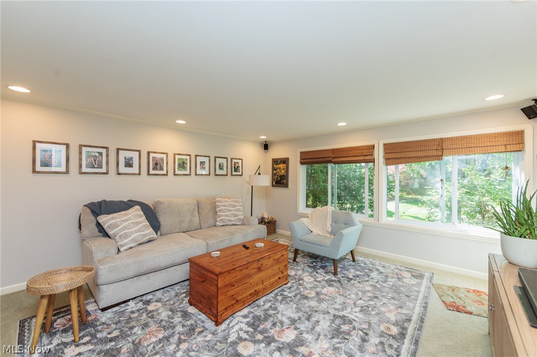 21581 Kenwood Avenue Rocky River OH 44116