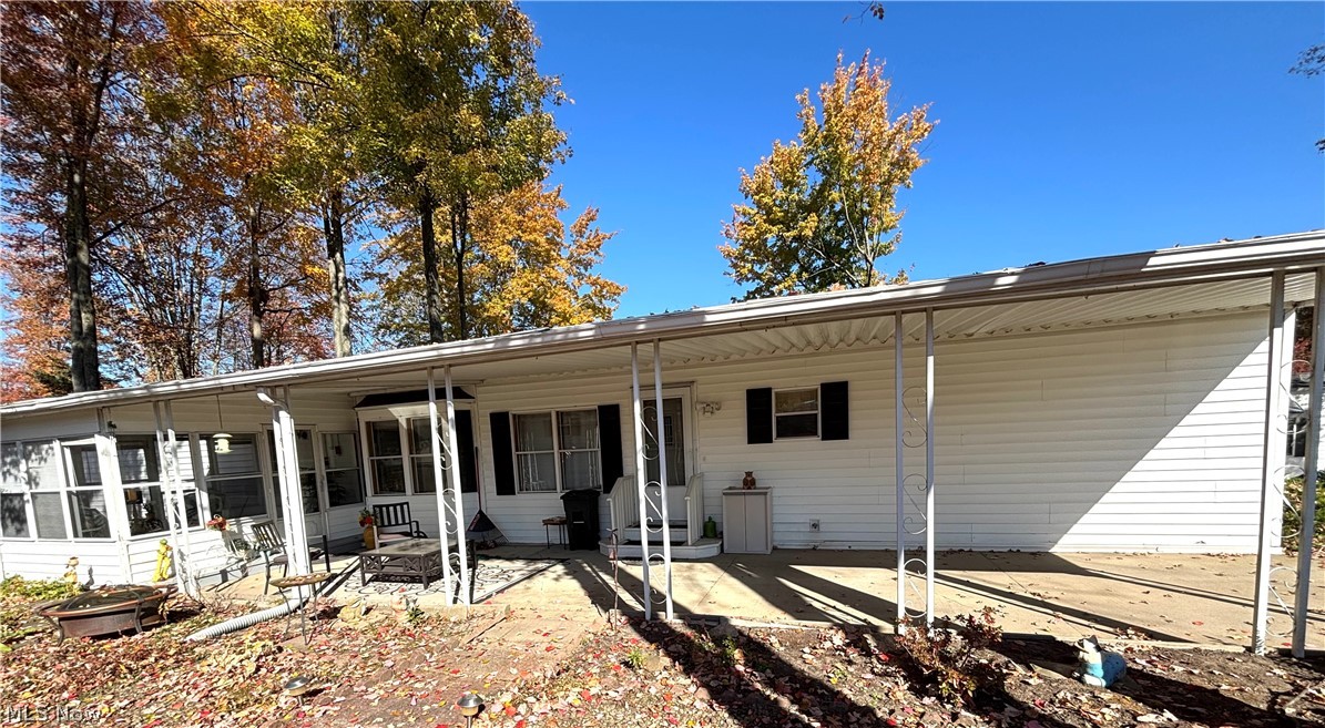 1229 Columbiana Lisbon Road Columbiana OH 44408