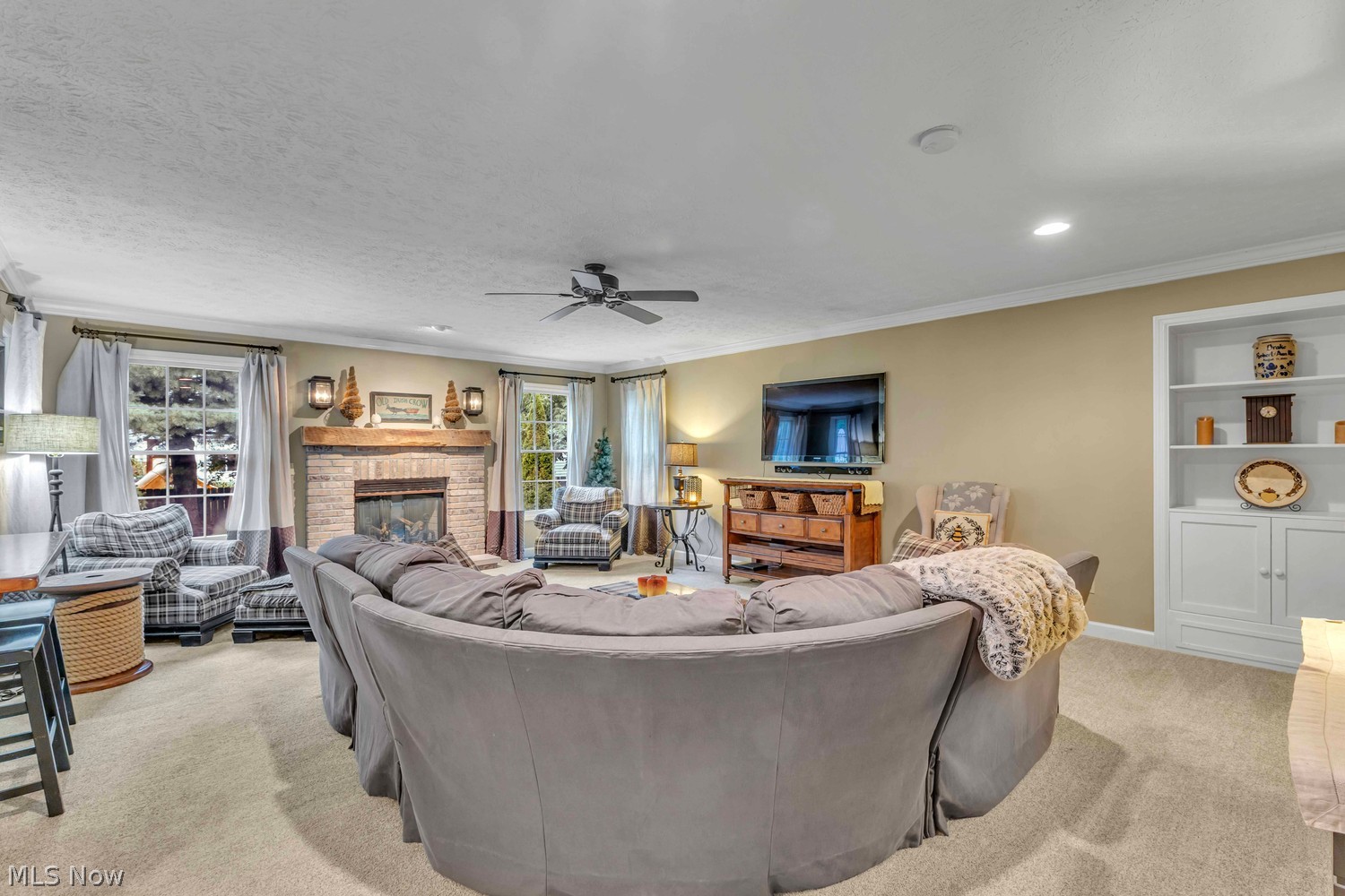 602 Elmwood Road Bay Village OH 44140