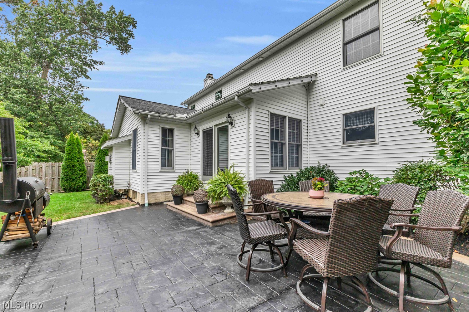 602 Elmwood Road Bay Village OH 44140