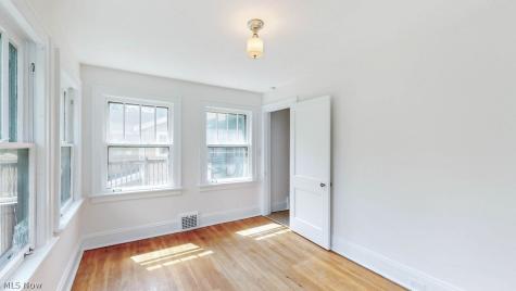 3110 Coleridge Road Cleveland Heights OH 44118