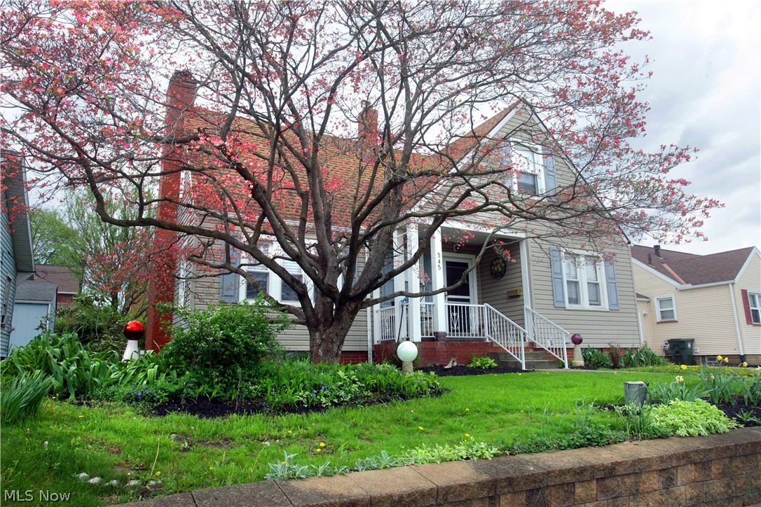 345 Roslyn Avenue NW Canton OH 44708