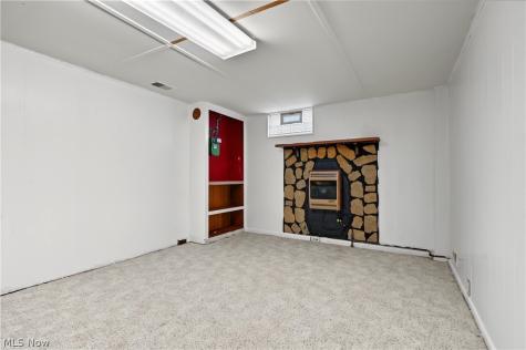 526 Meadow Lane Cuyahoga Falls OH 44221