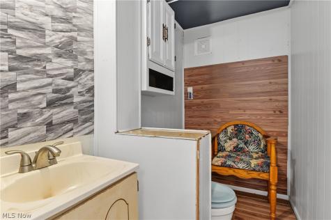 526 Meadow Lane Cuyahoga Falls OH 44221