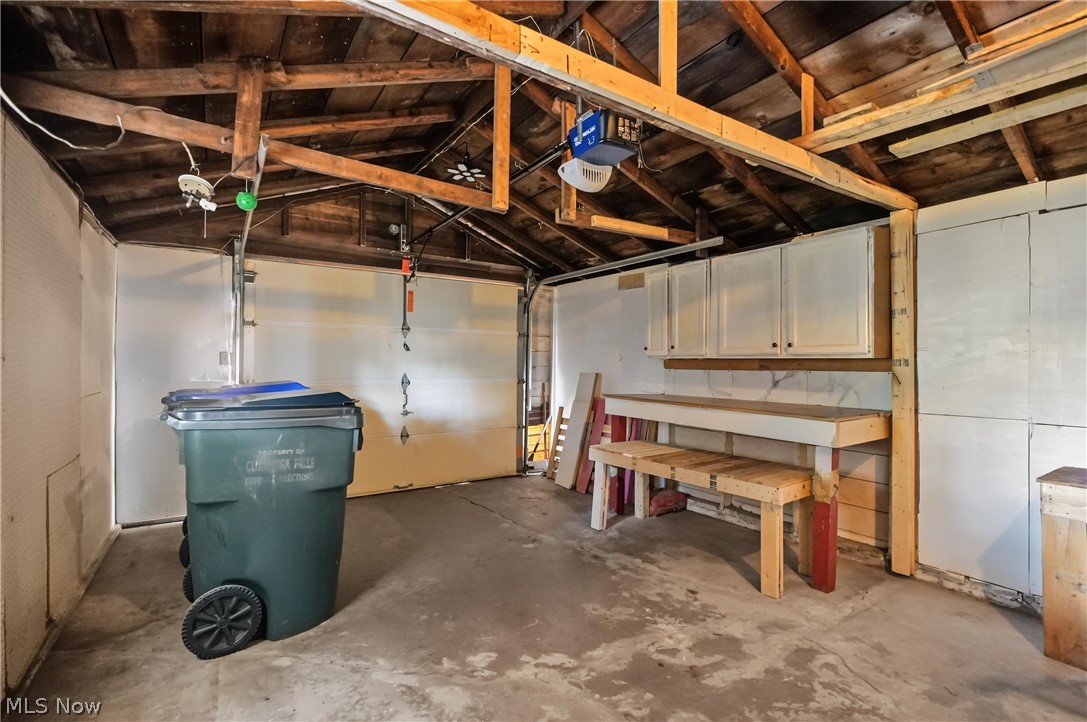 526 Meadow Lane Cuyahoga Falls OH 44221