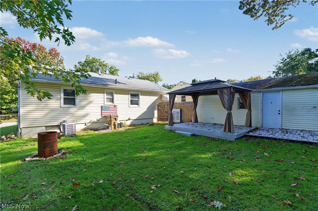 526 Meadow Lane Cuyahoga Falls OH 44221