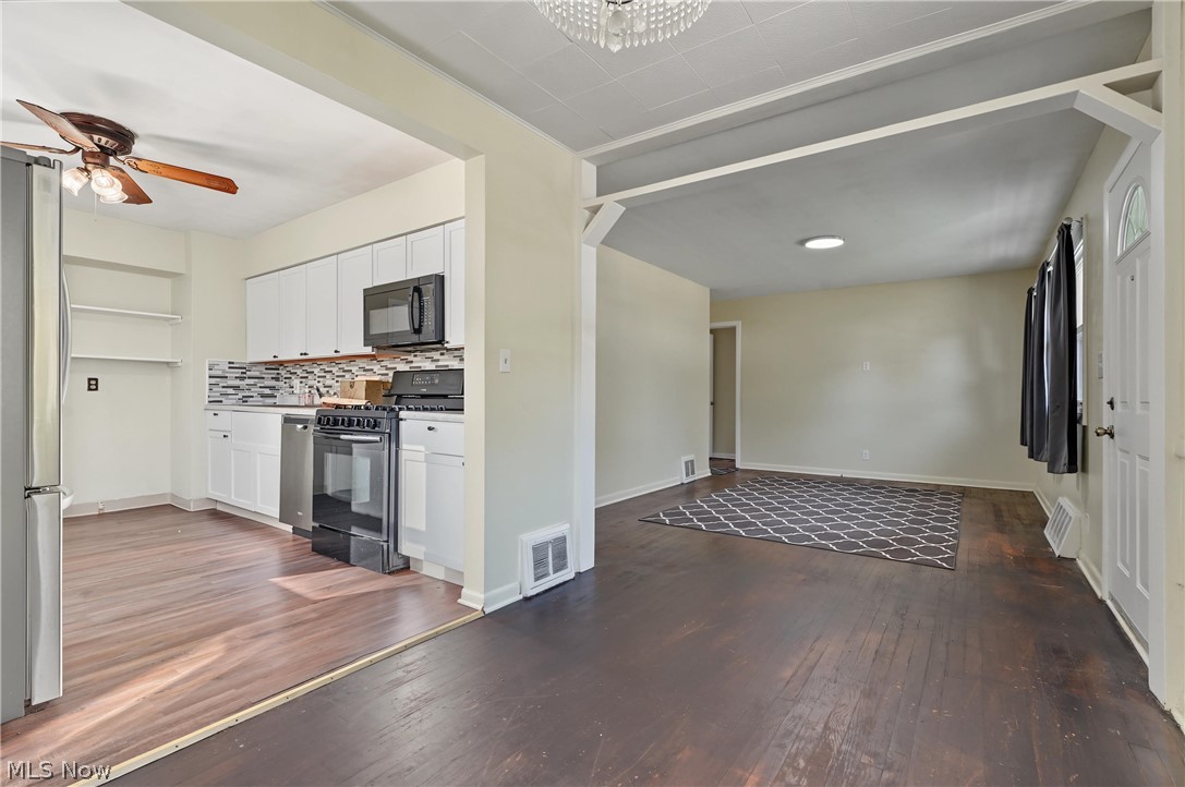 526 Meadow Lane Cuyahoga Falls OH 44221
