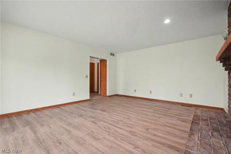 1660 Martin Road Mogadore OH 44260