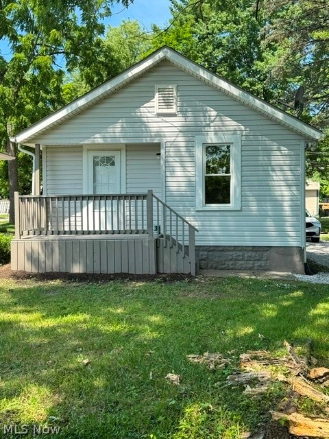 1079 Peerless Avenue Akron OH 44320