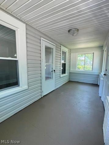 1079 Peerless Avenue Akron OH 44320