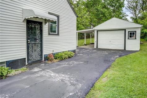 4383 Wyatt Road Cleveland OH 44128