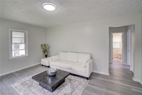 4383 Wyatt Road Cleveland OH 44128
