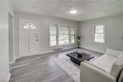 4383 Wyatt Road Cleveland OH 44128