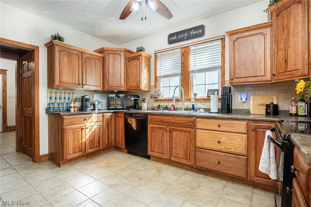 705 Cambridge Road Coshocton OH 43812