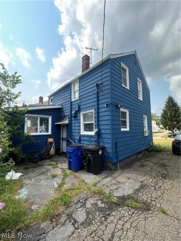 17312 Glendale Avenue Cleveland OH 44128