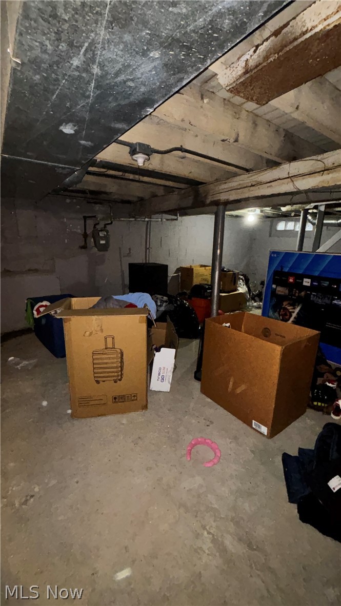 675 E 127th Street Cleveland OH 44108