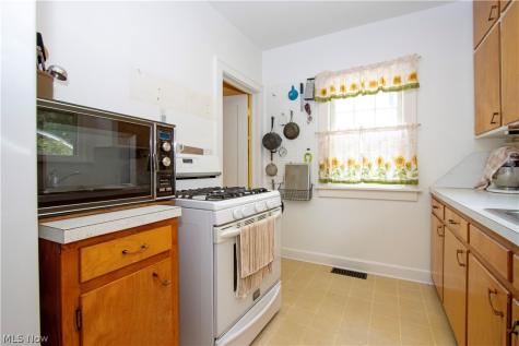 430 Bloomington Avenue Wooster OH 44691