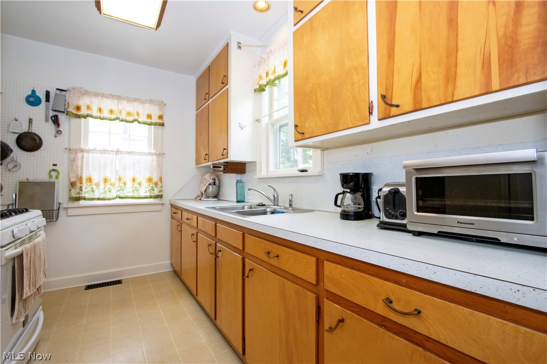 430 Bloomington Avenue Wooster OH 44691