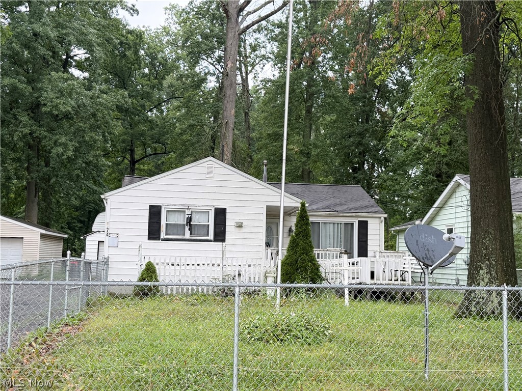 1774 Norwood Street NW Warren OH 44485