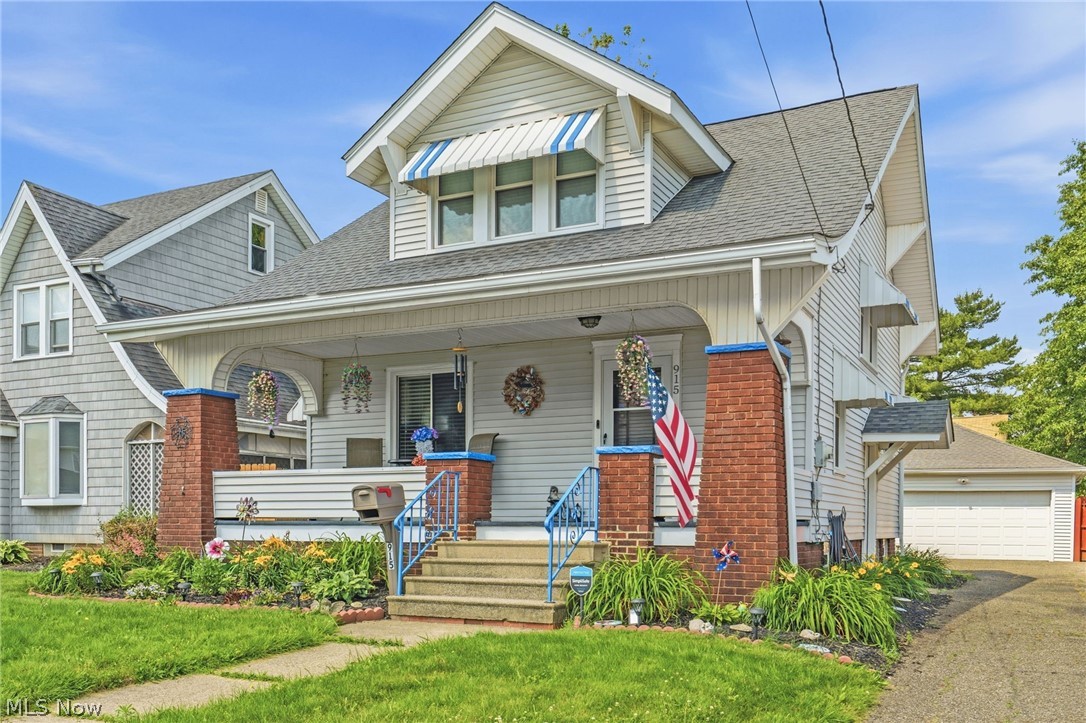 915 Clarendon Avenue NW Canton OH 44708