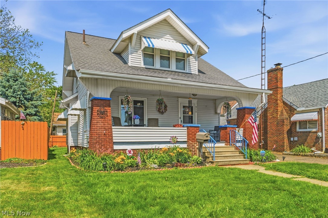 915 Clarendon Avenue NW Canton OH 44708