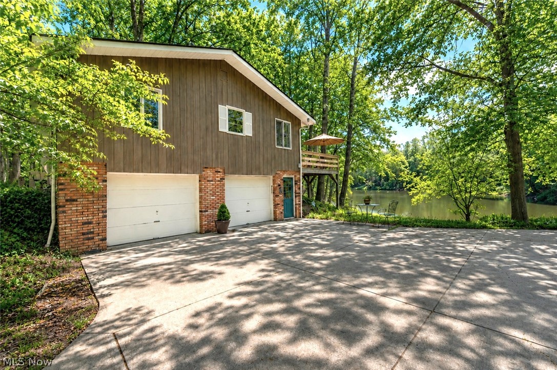 94 Pinecrest Drive Bedford OH 44146