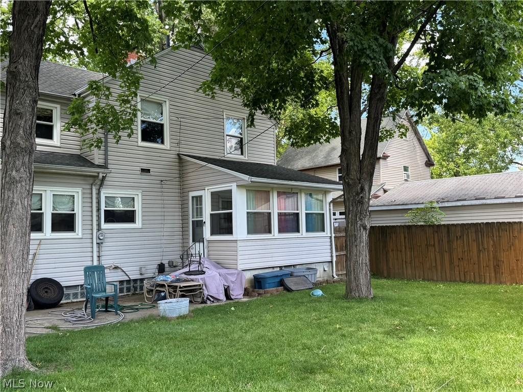 410 Louisiana Avenue Elyria OH 44035