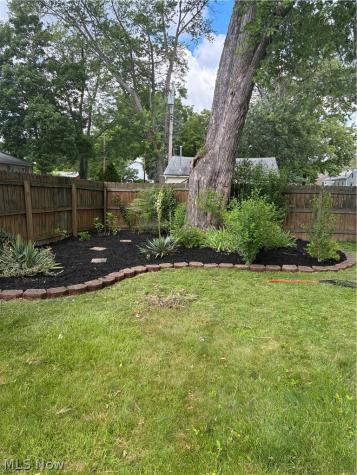 410 Louisiana Avenue Elyria OH 44035